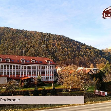 Hotel Podhradie Поважска-Бистрица Экстерьер фото