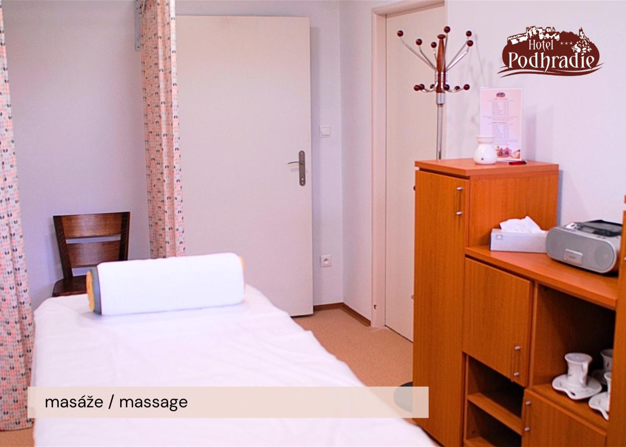 Hotel Podhradie Поважска-Бистрица Экстерьер фото